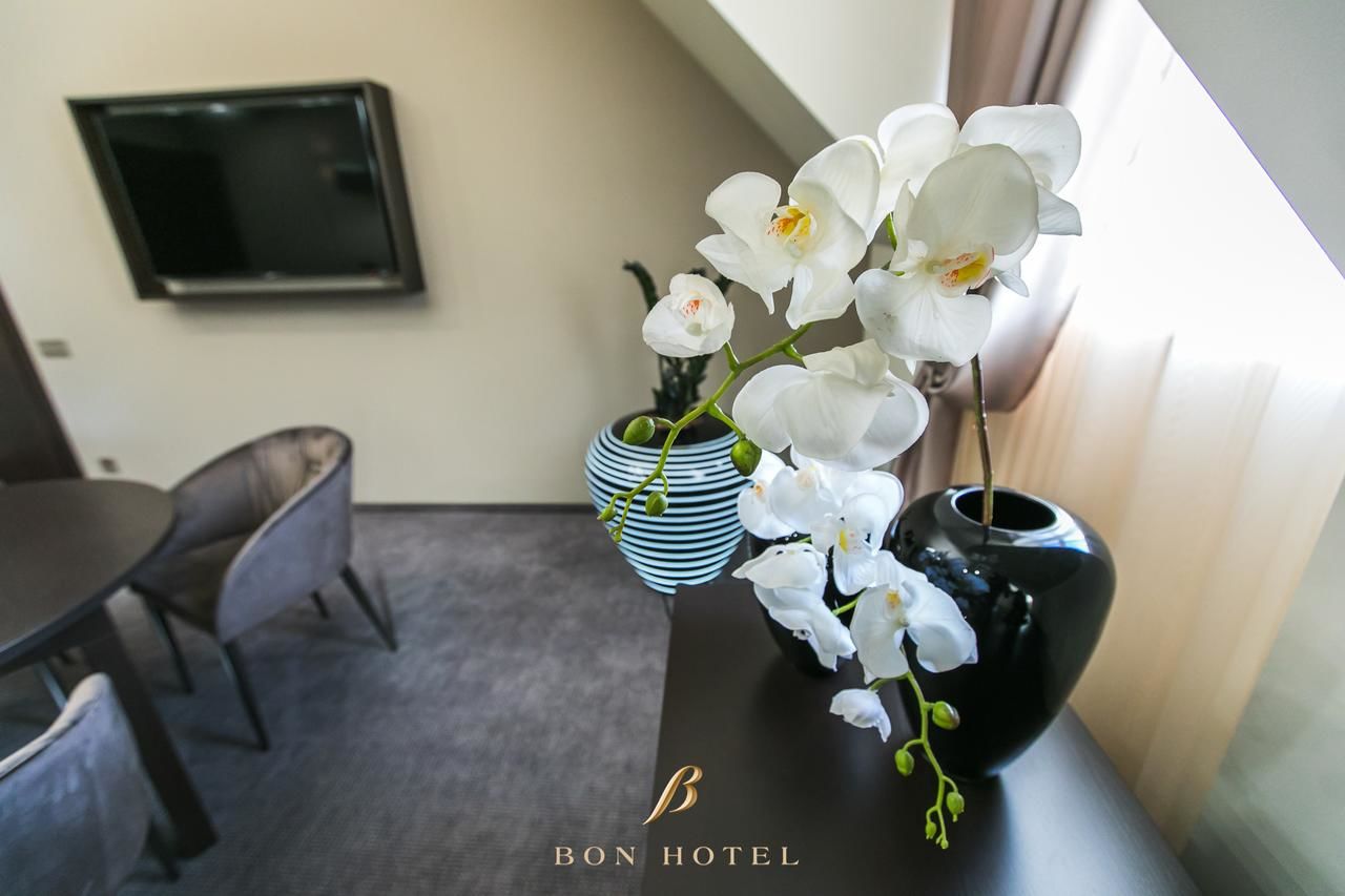 Отель Bon Hotel Днепр
