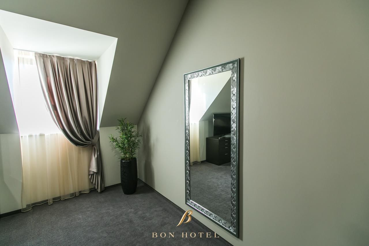 Отель Bon Hotel Днепр