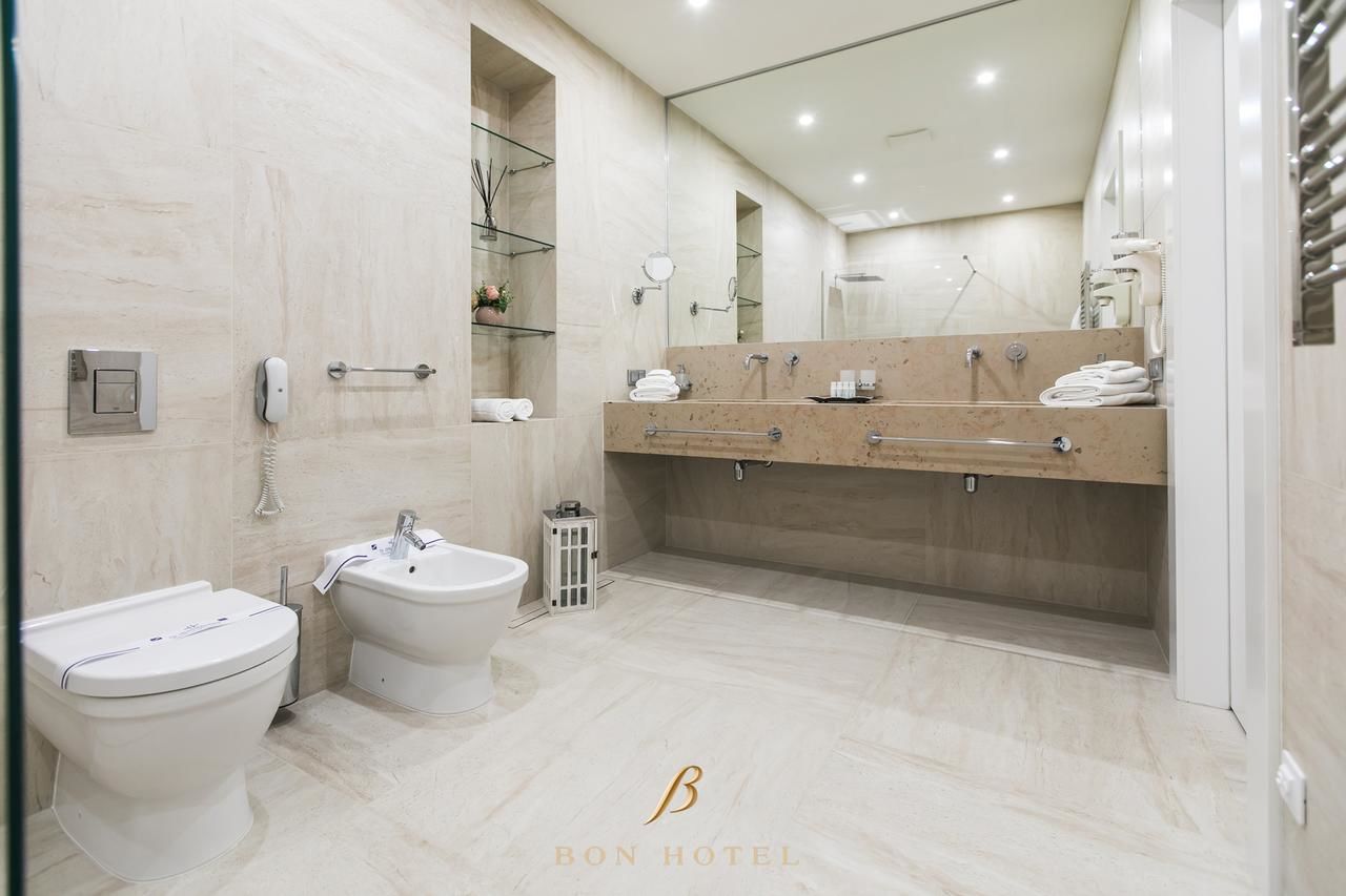 Отель Bon Hotel Днепр